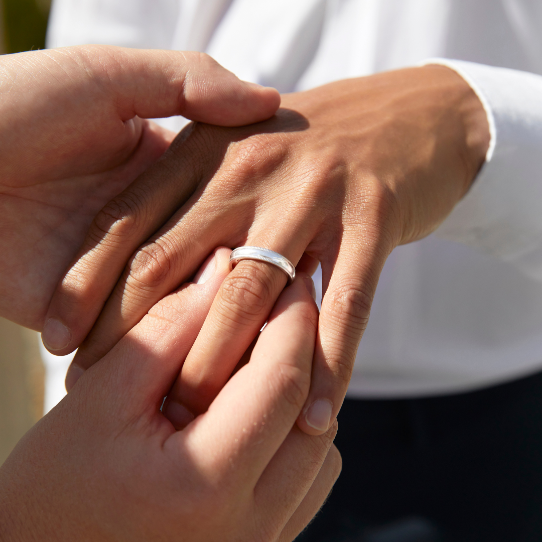 Do men wear engagement rings? | Alpine Rings