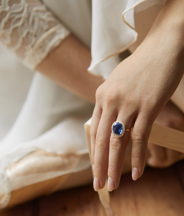 Exploring the Evolution of Antique Rings