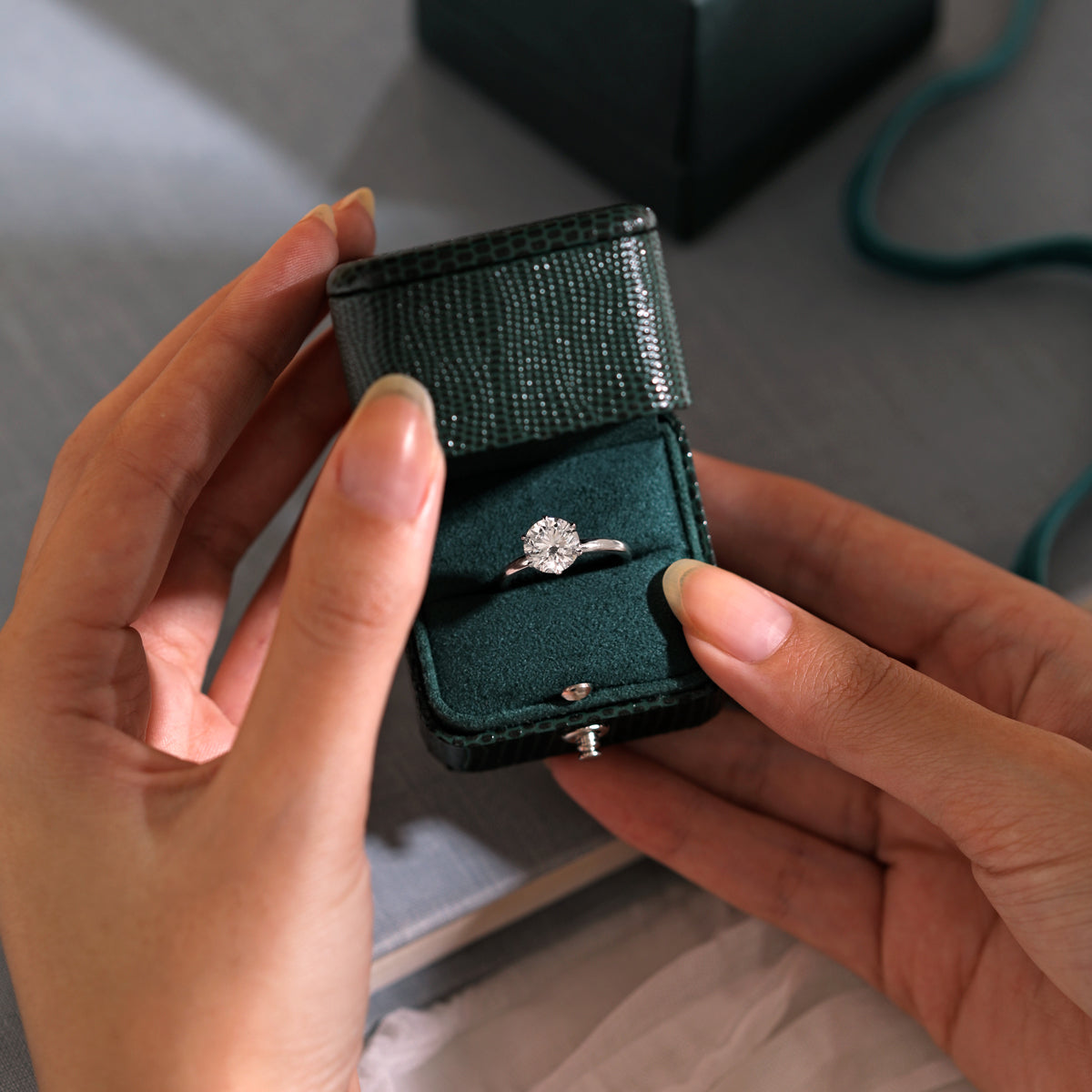 8 Signs You're Ready To Sell Your Engagement Ring | Samuelson's Diamonds