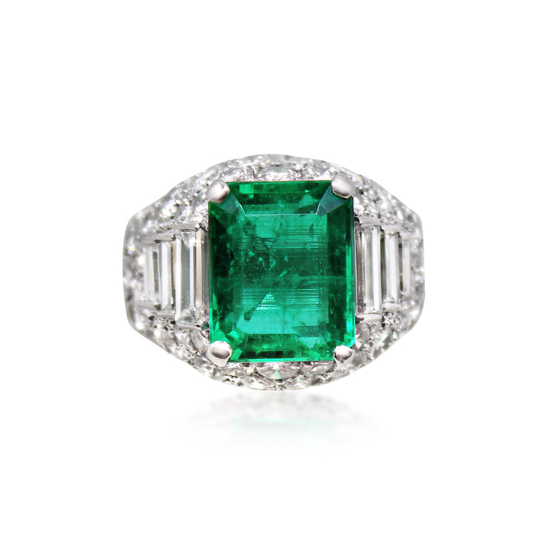 Vintage 1960s Emerald Ring with Baguette and Round Cut Diamonds