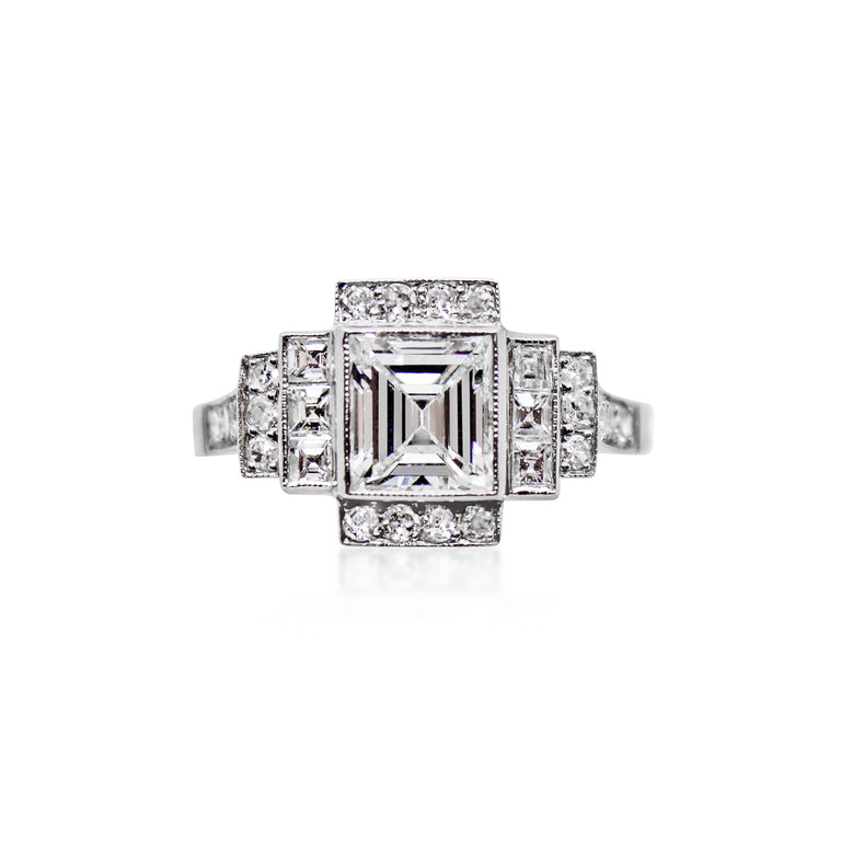 Vintage Carré-cut Diamond Ring