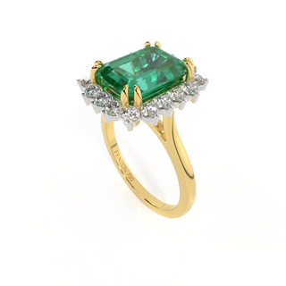 Star Emerald Emerald 18K Yellow Gold Ring